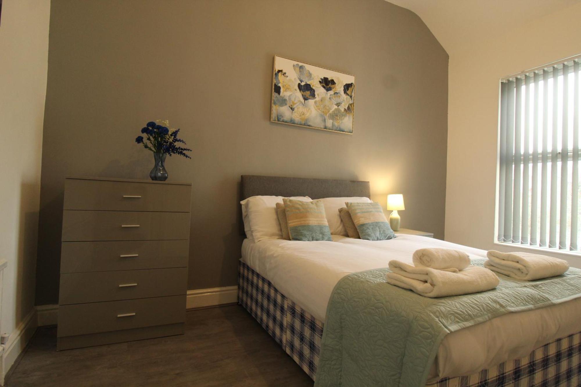 Sefton House By Smart Corporate * Liverpool