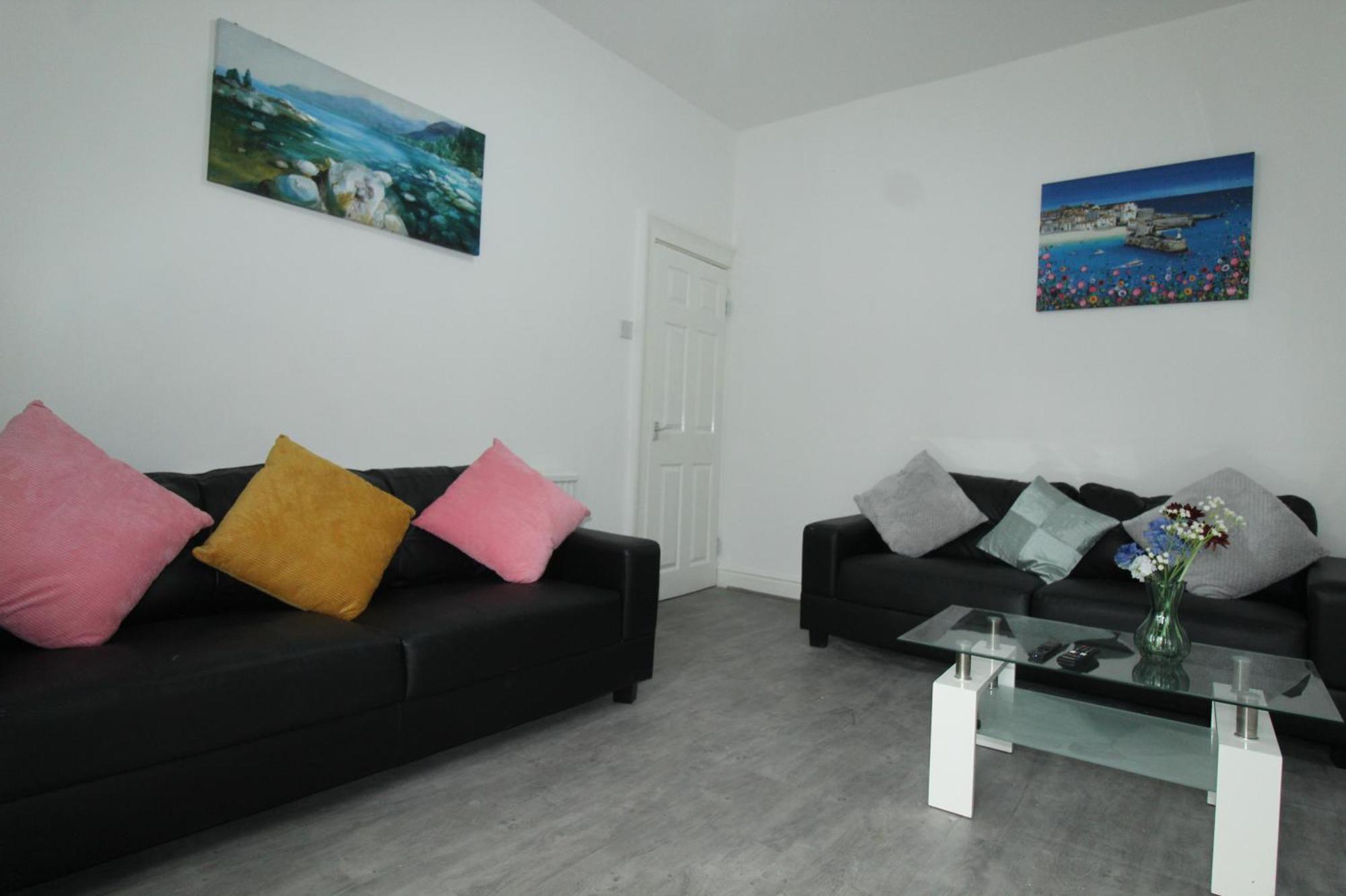 Sefton House By Smart Corporate Holiday home *