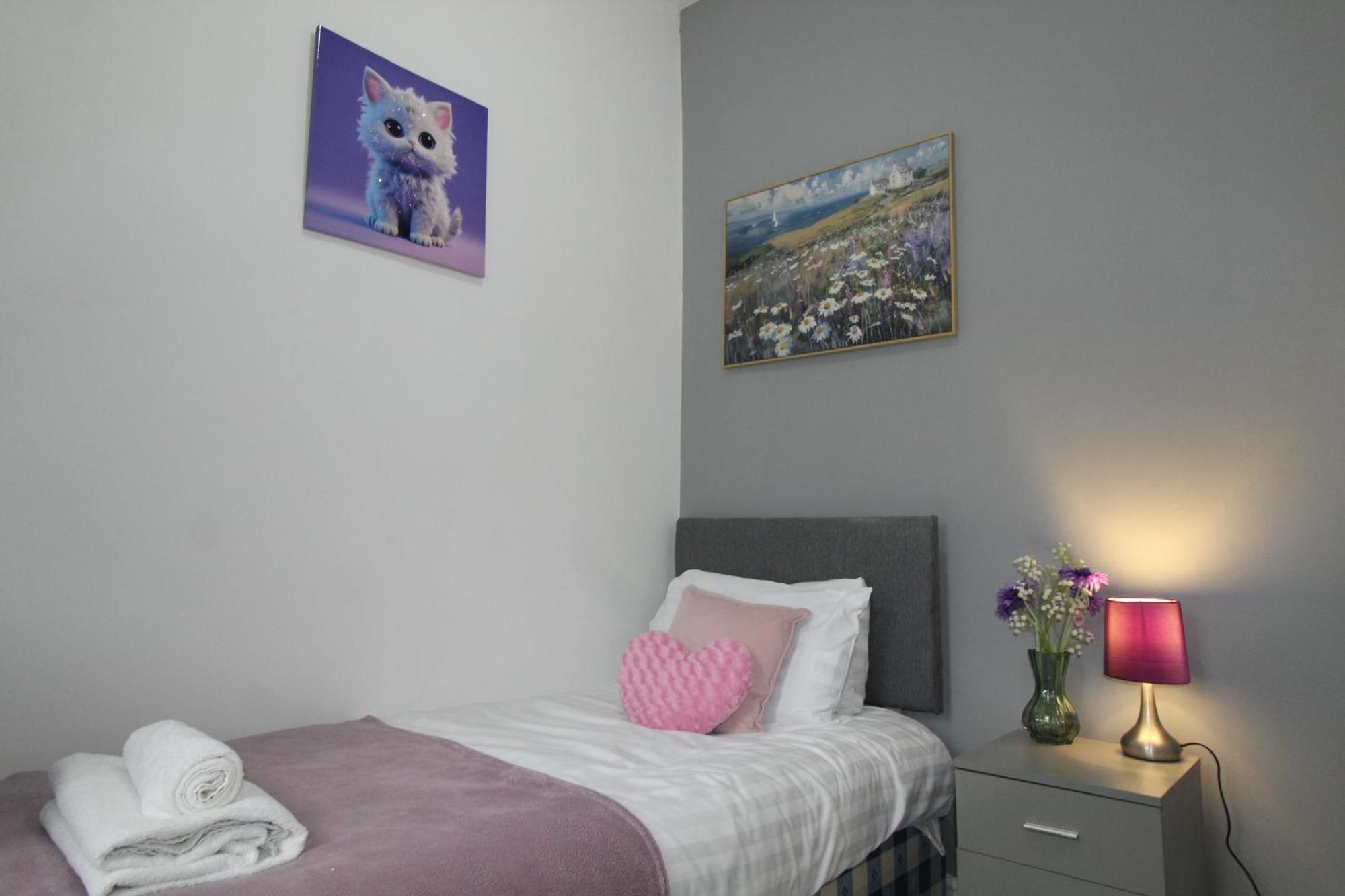 Sefton House By Smart Corporate Holiday home *